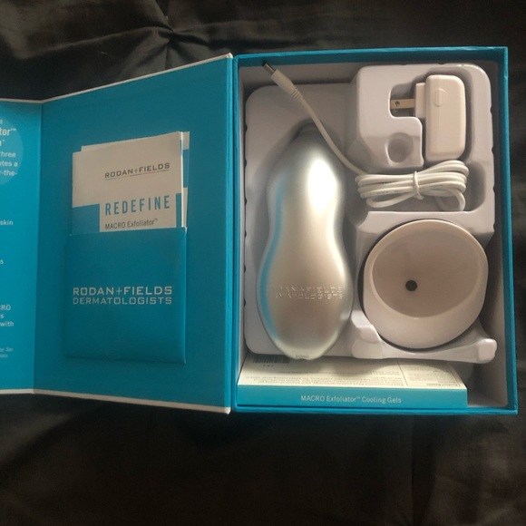 Rodan & Fields REDEFINE MACRO Exfoliator - Picture 3 of 4